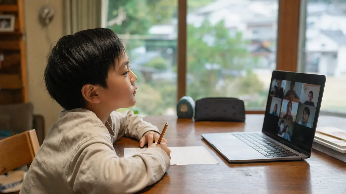 関東外からリタリコワンダーに通うならオンライン一択【北海道〜九州・沖縄まで対応】