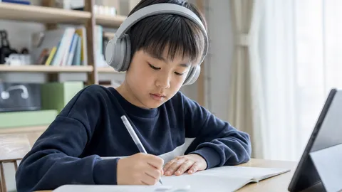 感覚過敏の小学生が学校で困ること — 給食・体育・ザワザワ問題への支援アイデア